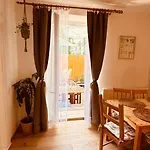 Lejlighed Tanny Boho Housy Na Pesej Zone Piest'any