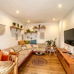 Tanny Boho Housy Na Pesej Zone アパート