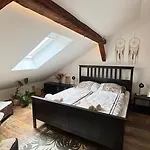 Tanny Boho Housy Na Pesej Zone Apartment Piest'any