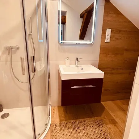 Tanny Boho Housy Na Pešej Zóne S 2 Parkovacími Miestami Apartamento *