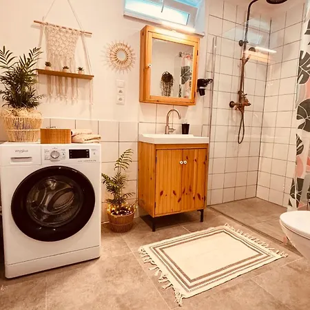 Tanny Boho Housy Na Pesej Zone * 皮耶什佳尼