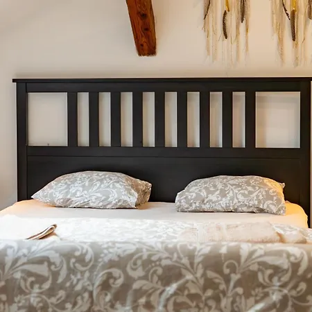 Appartement Tanny Boho Housy Na Pesej Zone Piest'any