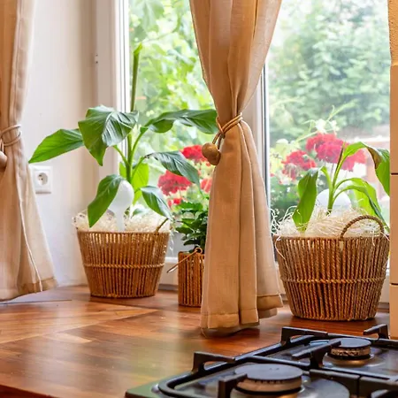 Апартаменты Tanny Boho Housy Na Pesej Zone *